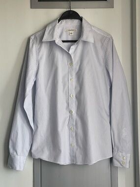 BANANA REPUBLIC Non-Iron Fitted Light Blue Pinstripe Dress Shirt